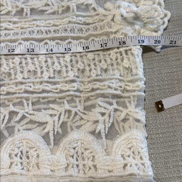 Sundance Cream Floral Lace Blouse - Picture 8 of 9